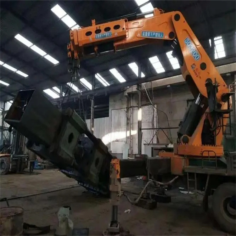 雄县200吨折臂吊出租