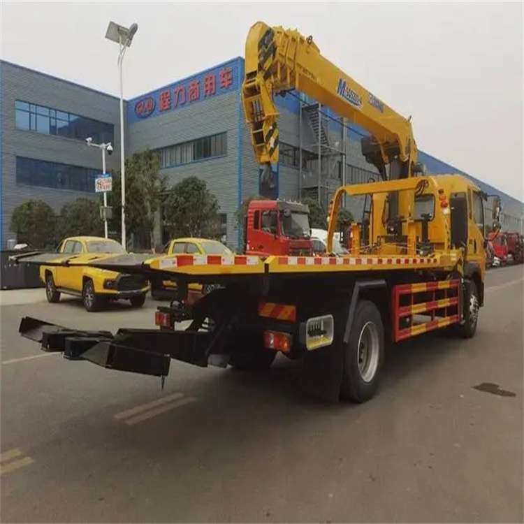 雄县附近小随车吊出租电话，轻松解决搬运烦恼